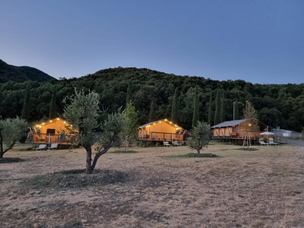 Glamping Le Tegole Ξενοδοχείο Riparbella Εξωτερικό φωτογραφία